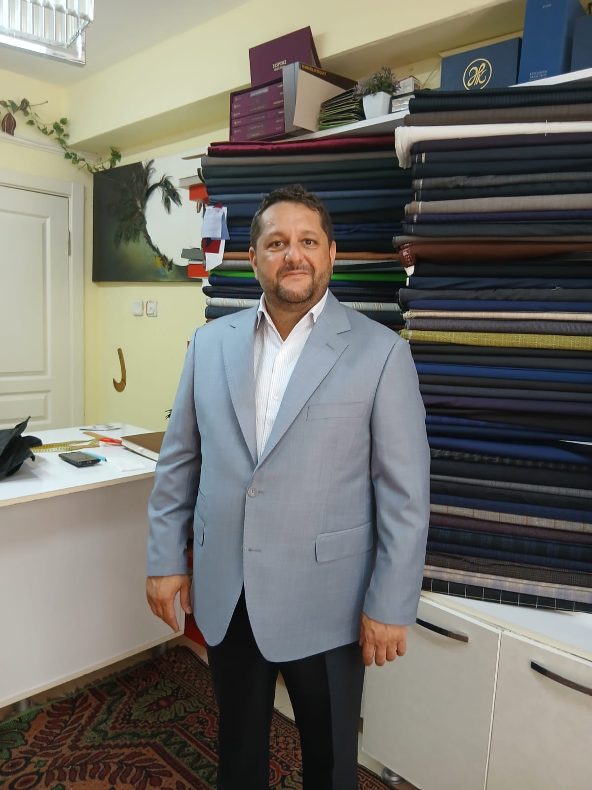 Açık mavi ceket, atölye provası